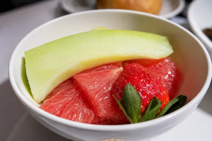 Royal Jordanian Business Class Review breakfast