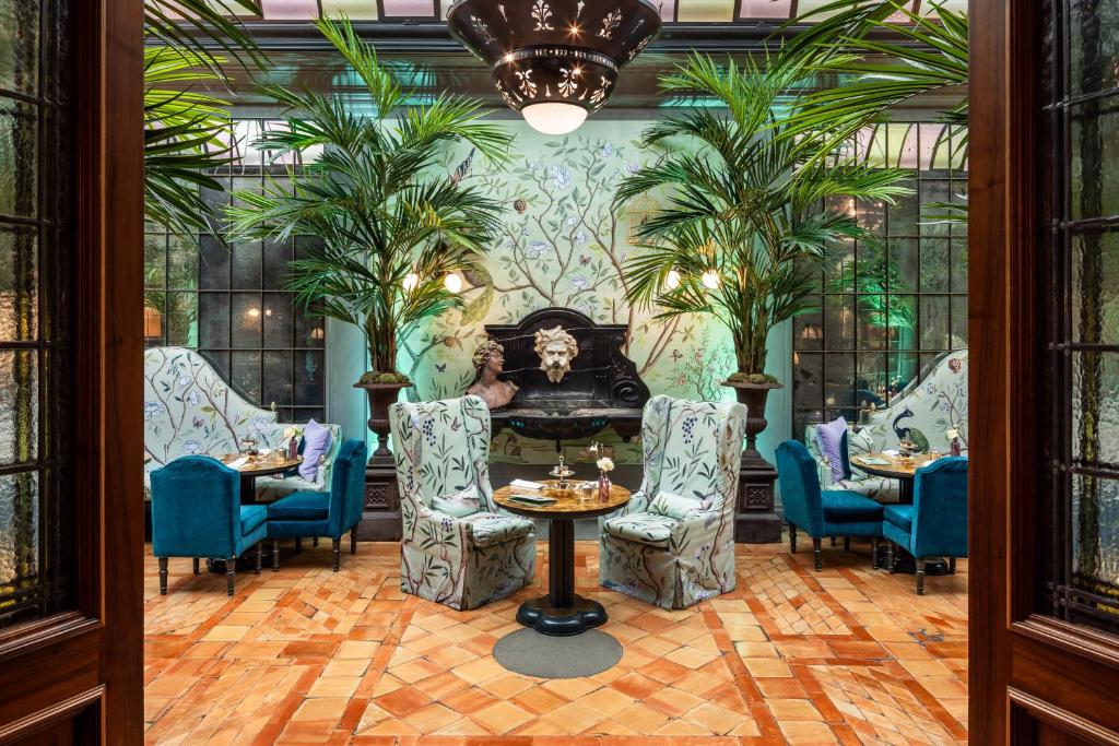 Helvetia Bristol Suite