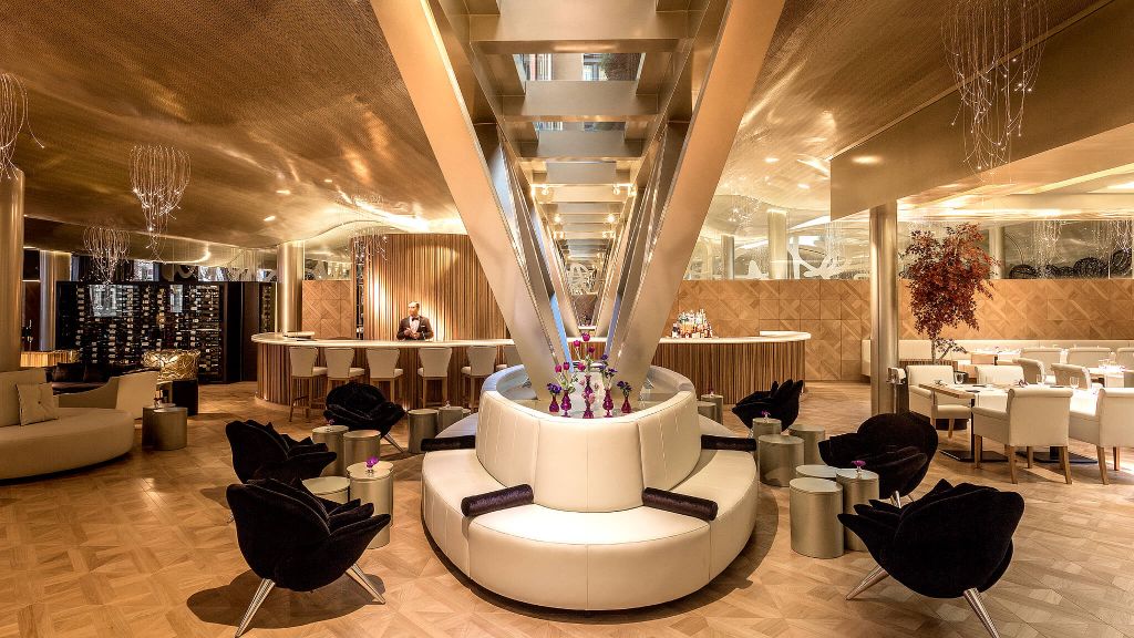 Monument Hotel dining