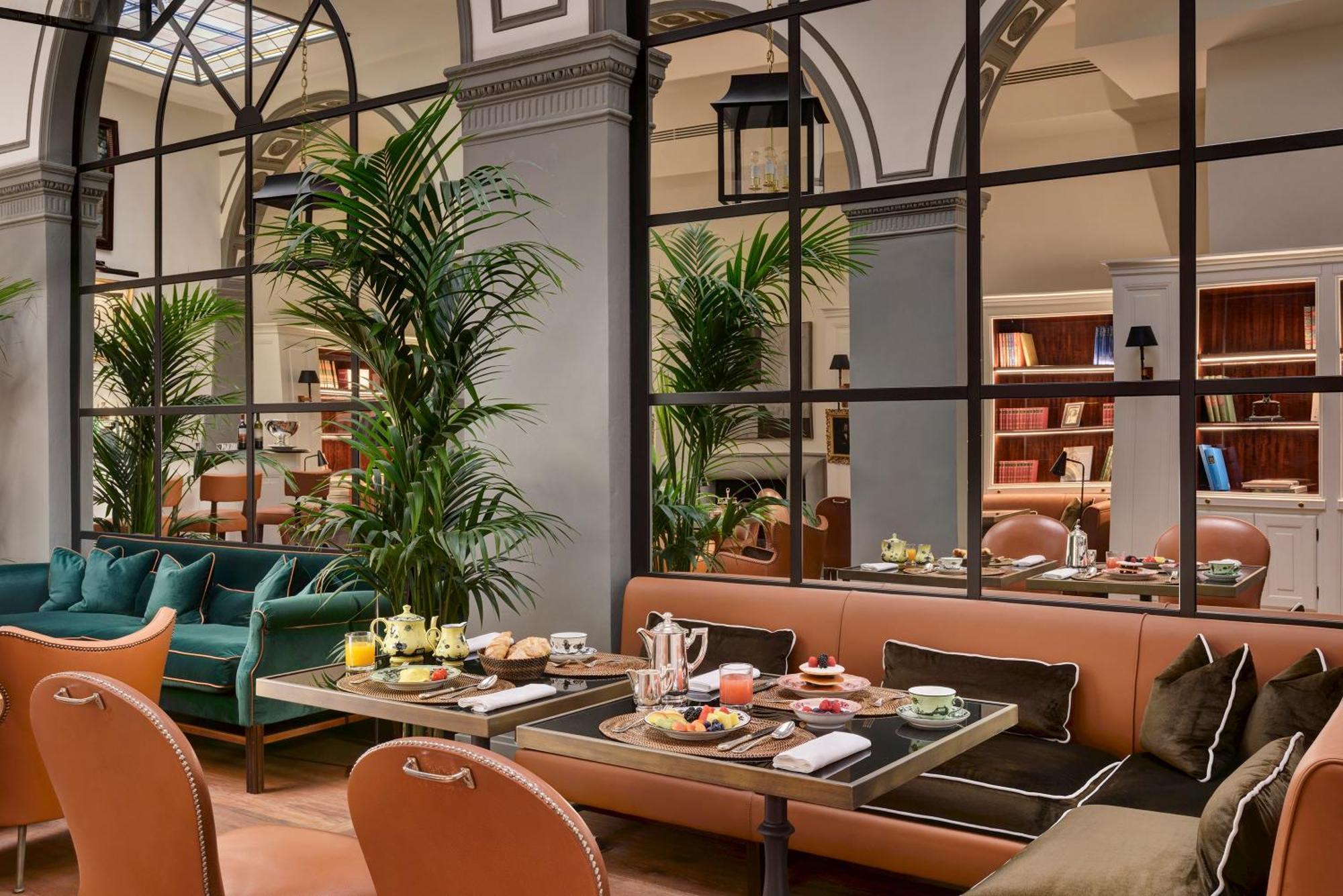 Palazzo Vecchietti Facade