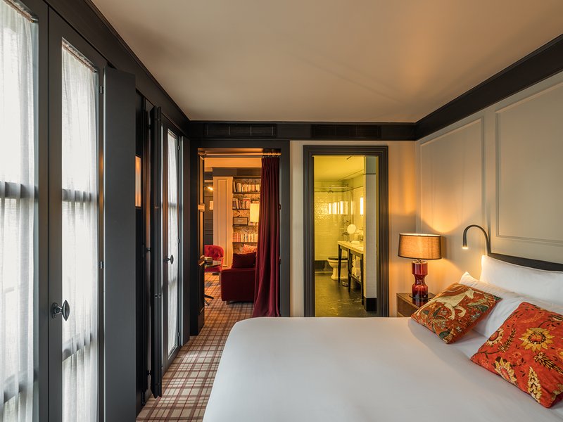 Wittmore Hotel lounge