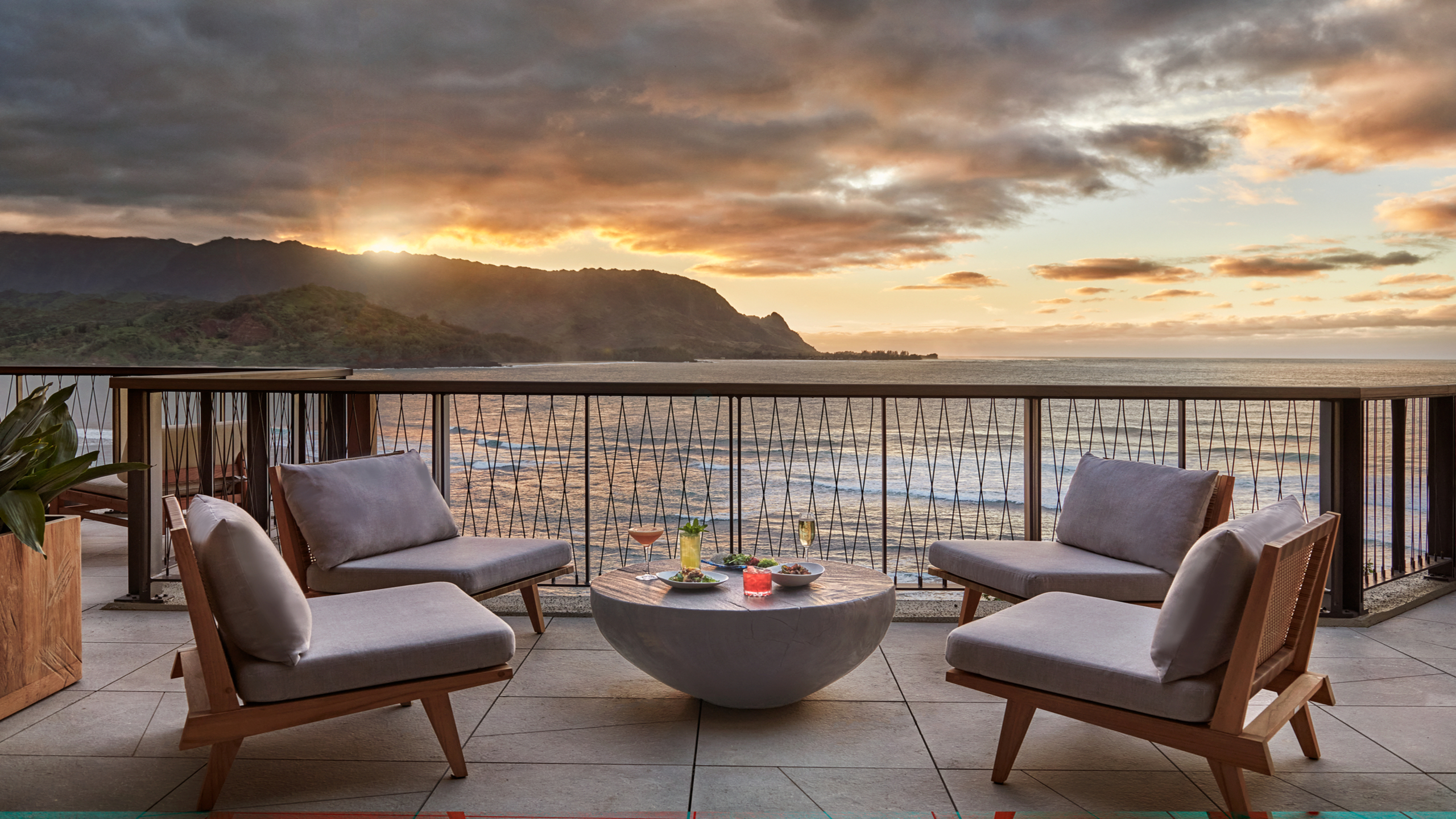 1 Hotel Hanalei View