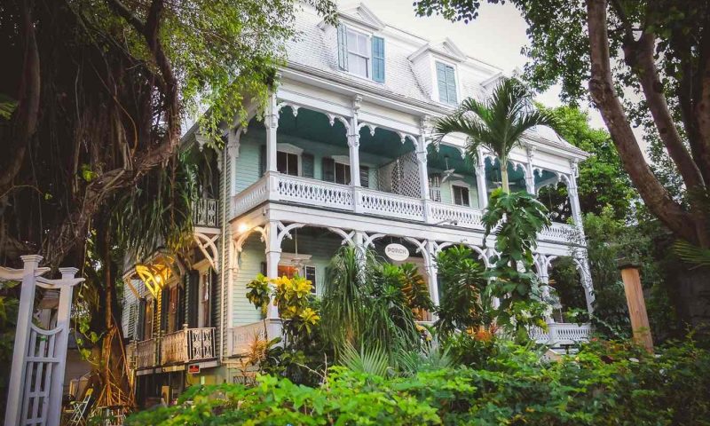 The Gardens Hotel Suite