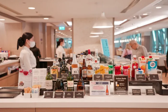 JAL Sakura Lounge in Bangkok