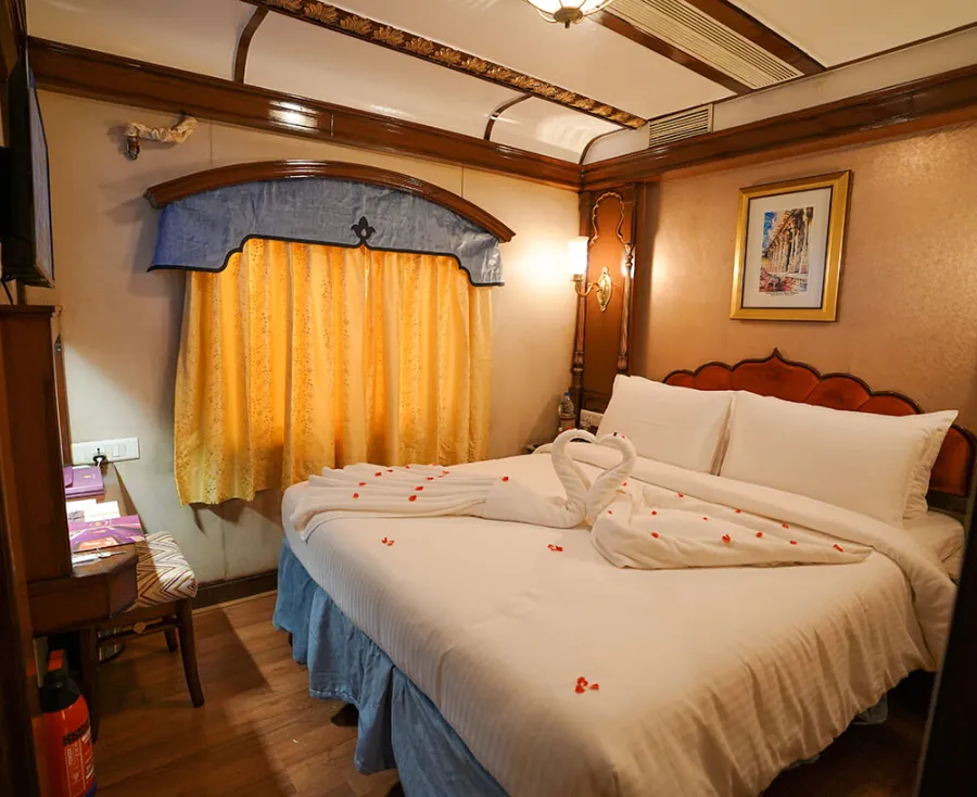 Golden Chariot Interior