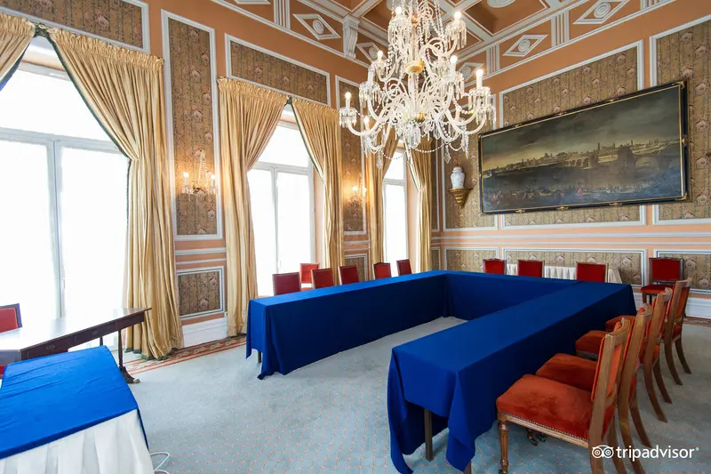 Hotel Avenida Palace classic bar