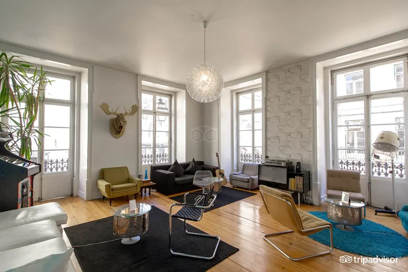 Lisbon Lounge Hostel cozy workspace