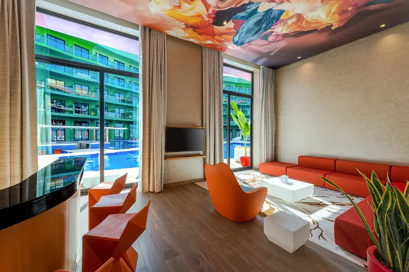 voco Dubai Monaco Pool