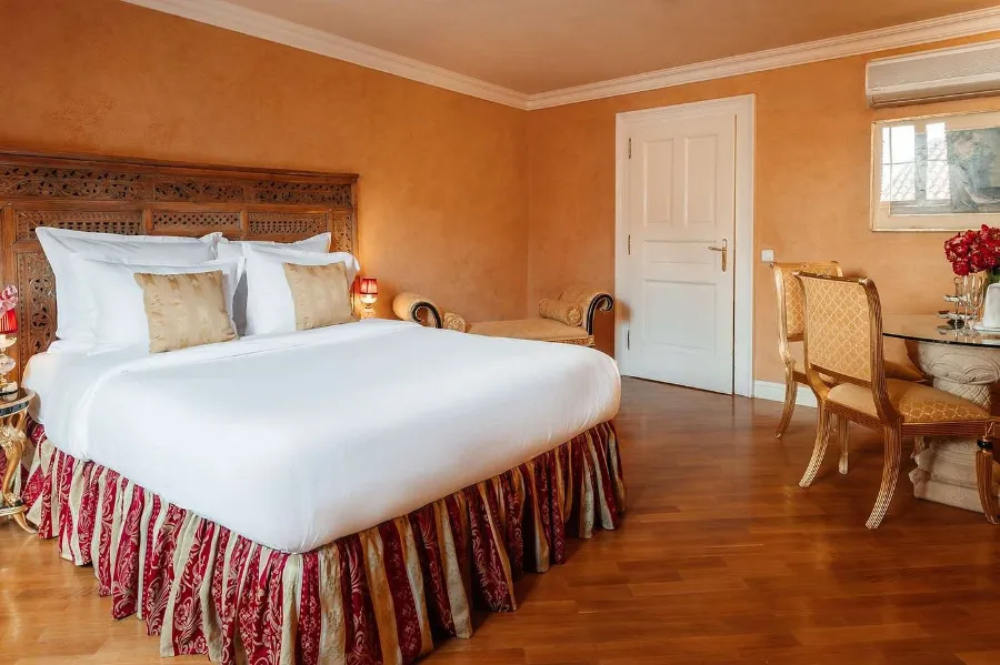 Alchymist Grand Hotel Room