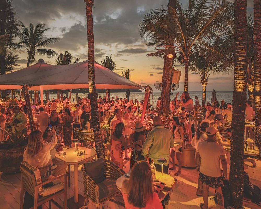 Catch Beach Club