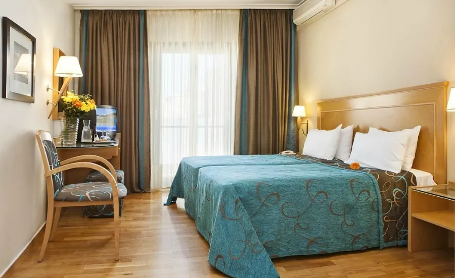 Plaka Hotel Central Location