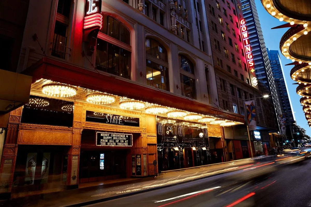 QT Sydney Artistic Lobby