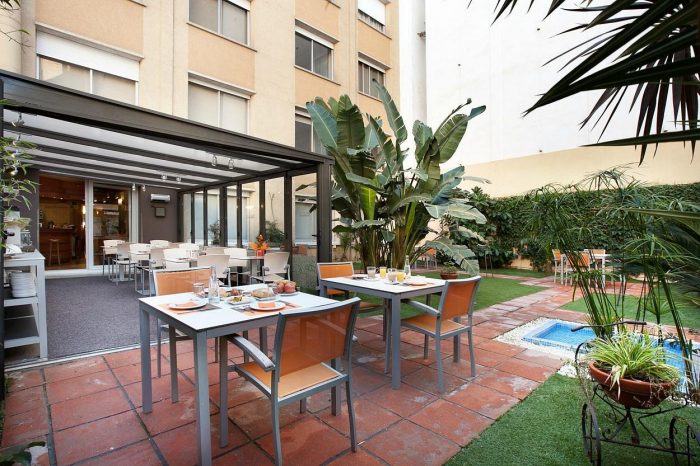 Aparthotel Silver kitchenette long stay Barcelona