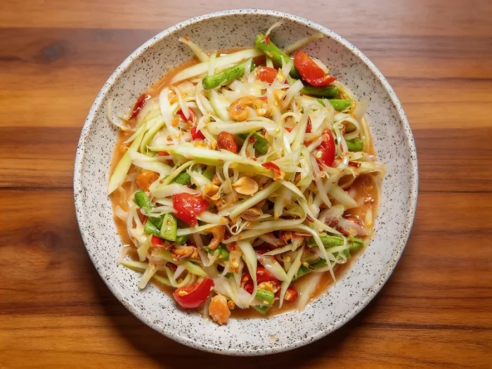 Som Tum green papaya salad Bangkok Thai street food