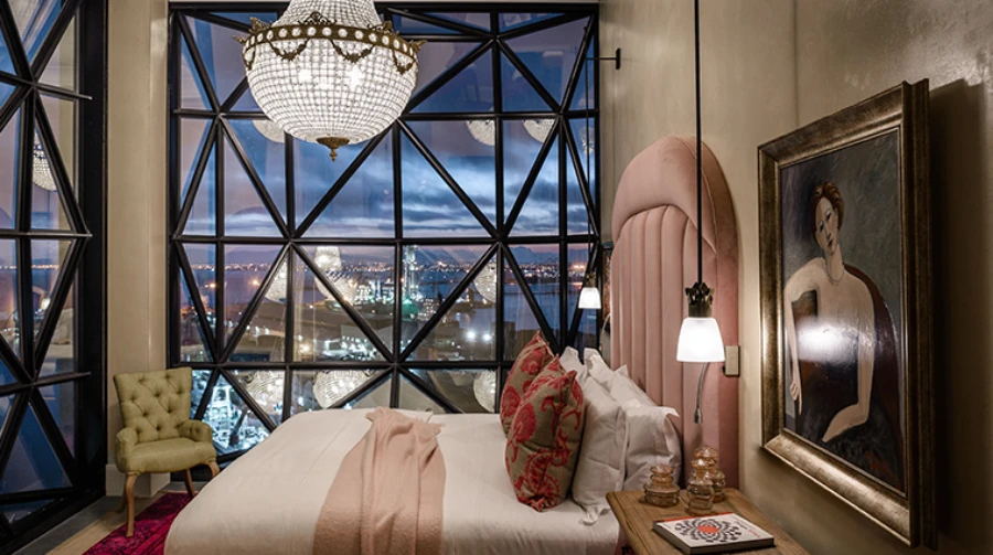 The Silo Hotel Art-Filled Suite