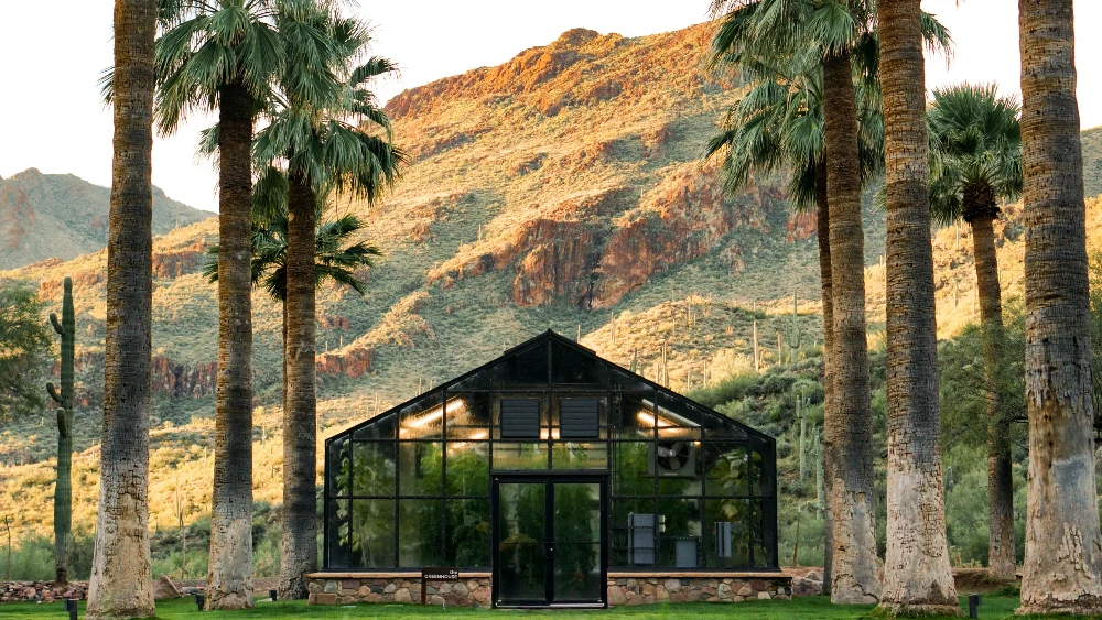 Castle Hot Springs Arizona Harvest restaurant weekly menu edible flowers