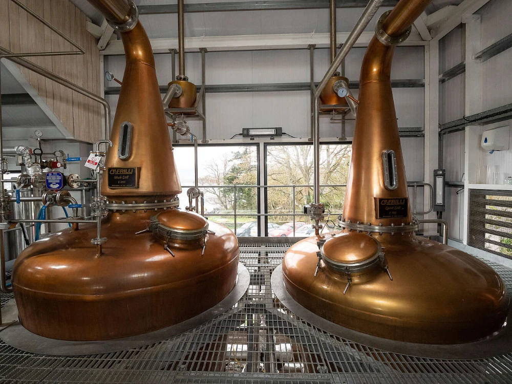 Isle of Raasay Distillery whisky lounge honesty bar