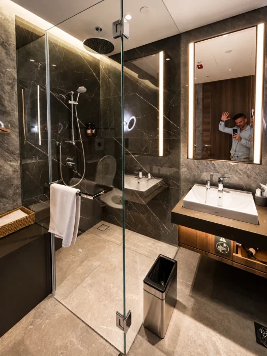 Lufthansa Business Class Review Singapore Krisflyer Business Class Lounge Shower