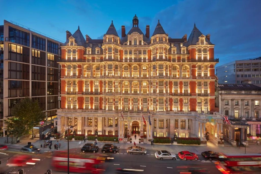 Mandarin Oriental Hyde Park Dinner by Heston Blumenthal kitchen