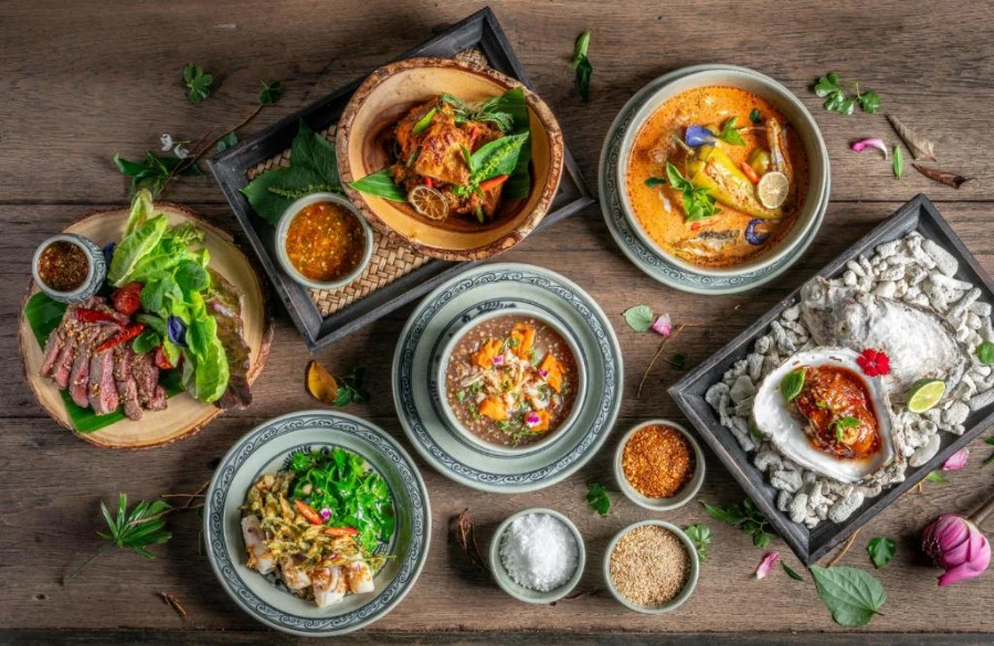 The Peninsula Bangkok Thiptara royal Thai cuisine