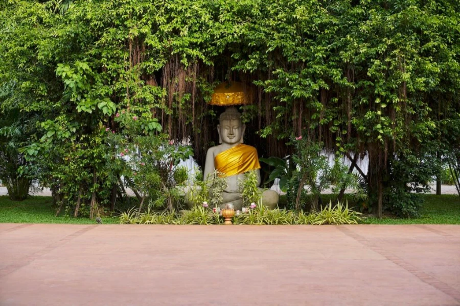Angkor Grace resort exterior with tropical gardens