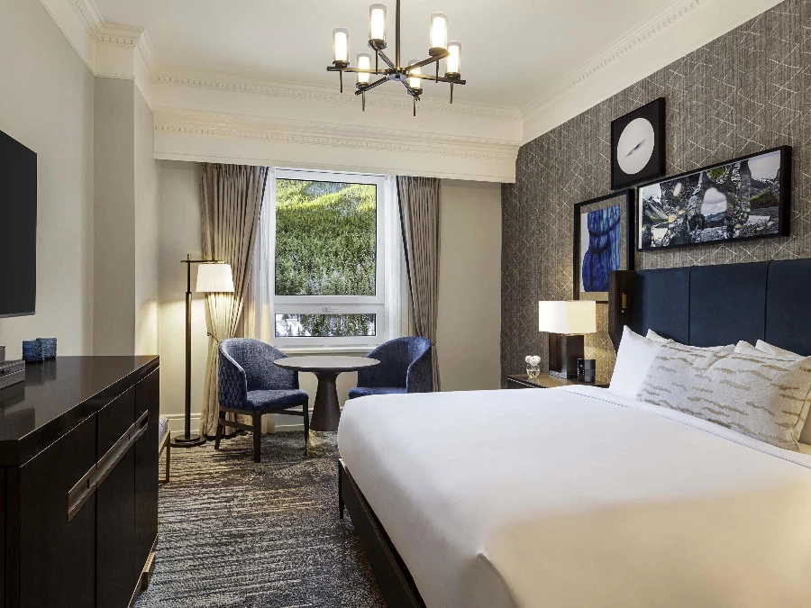 Fairmont Banff Springs room with a Rocky Mountain view