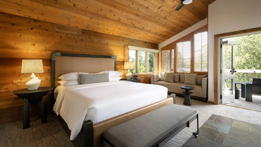 Ventana Big Sur redwood setting with an ocean view
