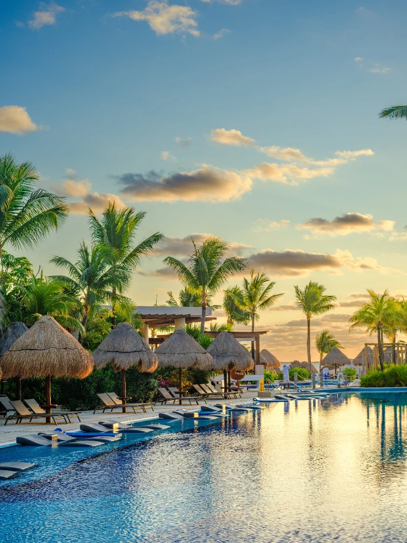 Excellence Playa Mujeres swim-up suite