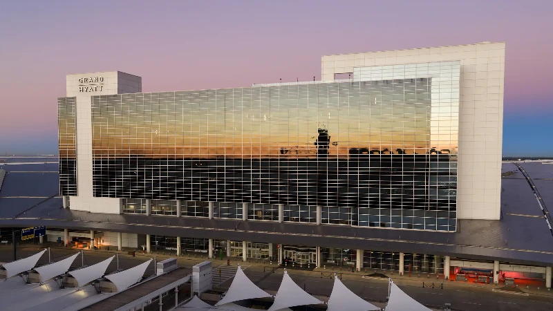 Grand Hyatt DFW Terminal D exterior
