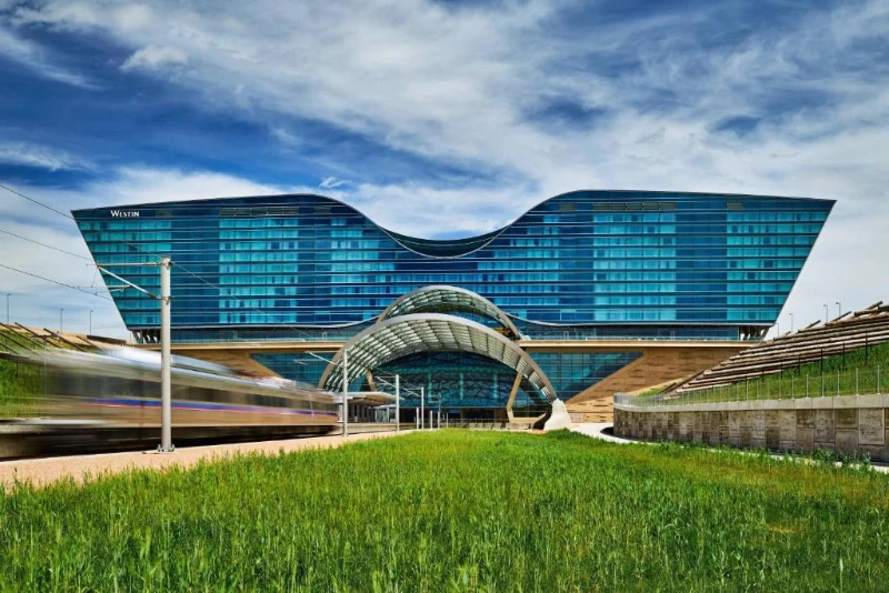 Westin Denver International Airport wing-shaped architecture