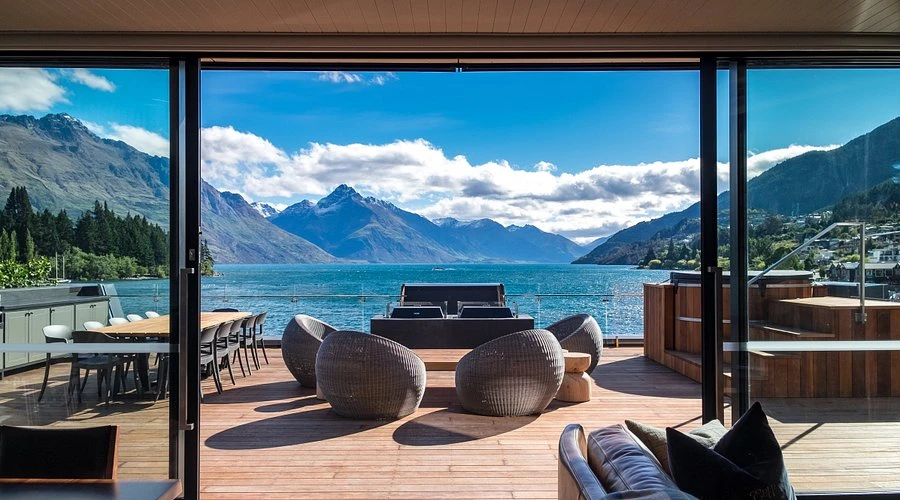 Eichardt's Private Hotel Queenstown Lakefront