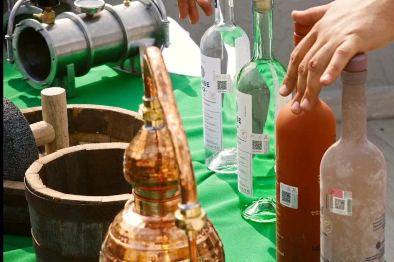 Mexican Tequila Experience mini factory table