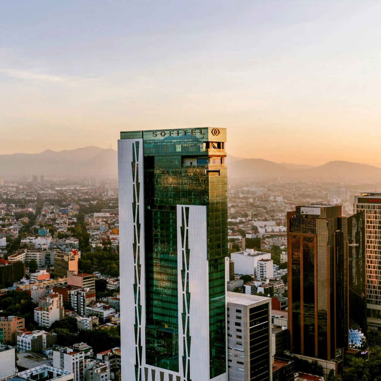 Sofitel Mexico City Reforma Angel of Independence view