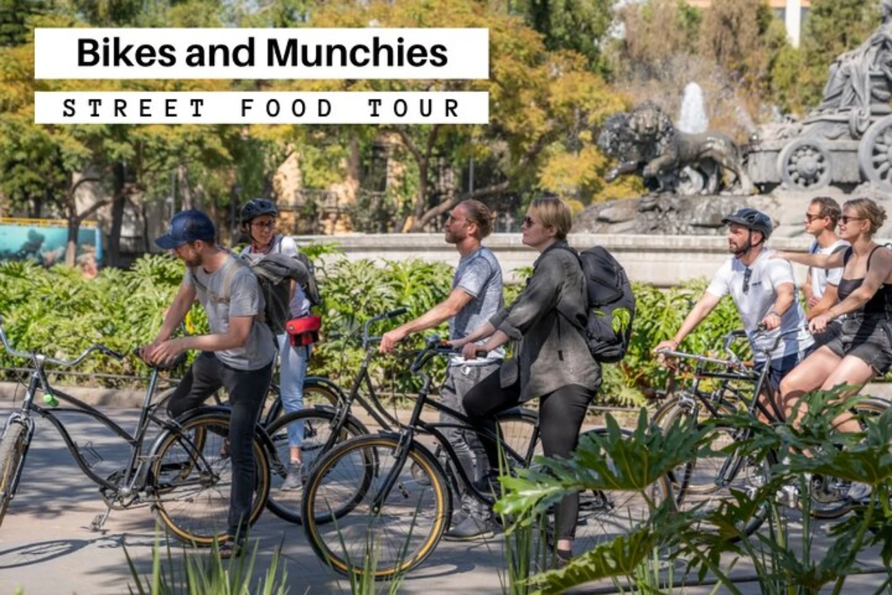 Street Food Tour with Friends Condesa cycling